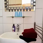 بيت ضيافة Regina