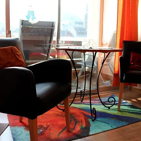 Regina/grafenhaus 2*